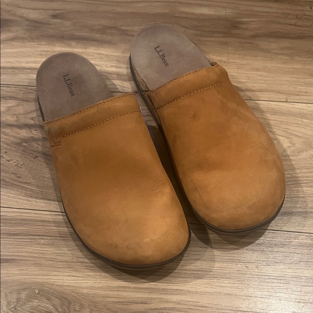 L.L. Womens Men's Brown Slip-On Loafers